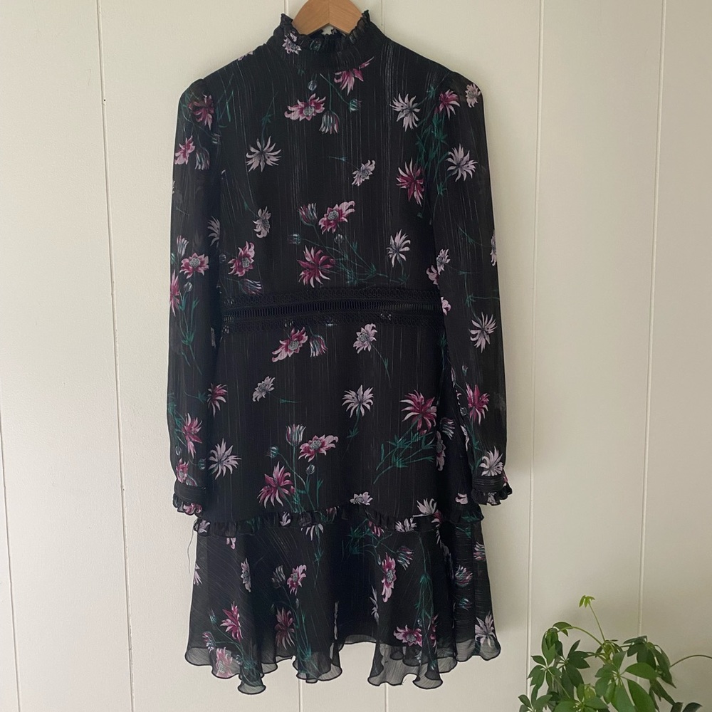 Donna Morgan crinkle print dress size 2